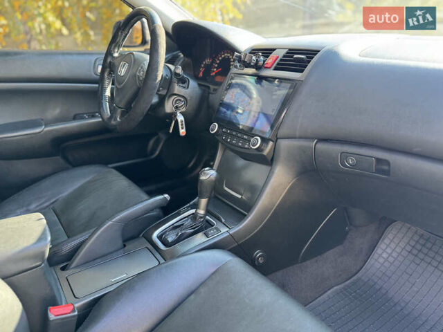 Сірий Хонда Аккорд, об'ємом двигуна 2 л та пробігом 235 тис. км за 6950 $, фото 19 на Automoto.ua