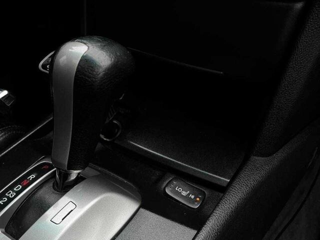 Серый Хонда Аккорд, объемом двигателя 2.4 л и пробегом 260 тыс. км за 6000 $, фото 22 на Automoto.ua