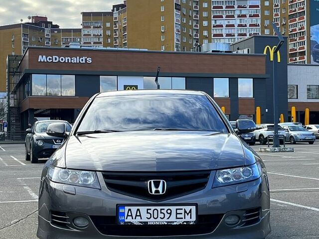 Серый Хонда Аккорд, объемом двигателя 24 л и пробегом 295 тыс. км за 8400 $, фото 1 на Automoto.ua