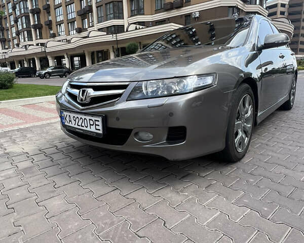 Серый Хонда Аккорд, объемом двигателя 2.4 л и пробегом 250 тыс. км за 7700 $, фото 8 на Automoto.ua