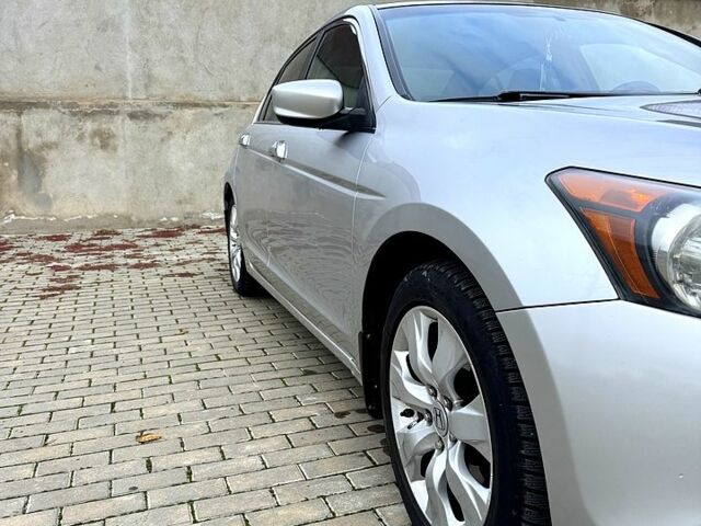 Серый Хонда Аккорд, объемом двигателя 2.4 л и пробегом 210 тыс. км за 6400 $, фото 1 на Automoto.ua