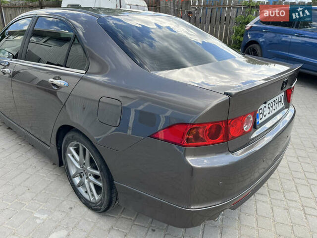 Серый Хонда Аккорд, объемом двигателя 2.4 л и пробегом 270 тыс. км за 8600 $, фото 13 на Automoto.ua