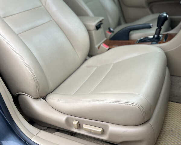 Сірий Хонда Аккорд, об'ємом двигуна 2 л та пробігом 300 тис. км за 6700 $, фото 17 на Automoto.ua