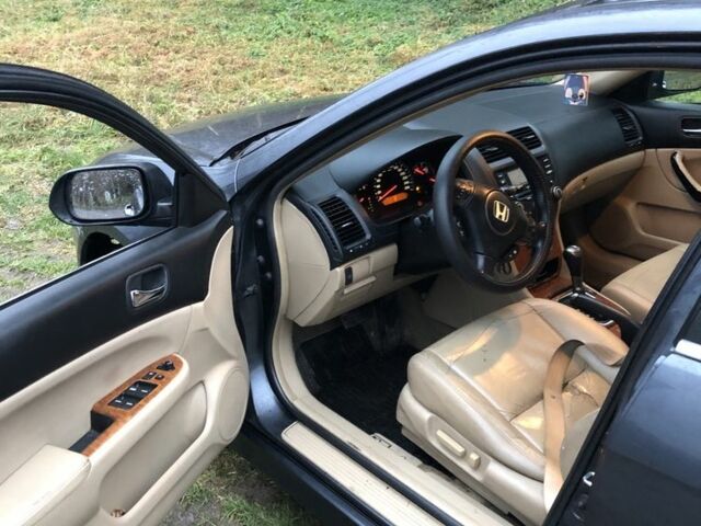 Сірий Хонда Аккорд, об'ємом двигуна 2.4 л та пробігом 244 тис. км за 5600 $, фото 5 на Automoto.ua