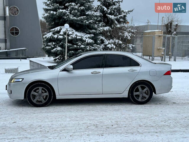 Сірий Хонда Аккорд, об'ємом двигуна 2 л та пробігом 238 тис. км за 5750 $, фото 4 на Automoto.ua