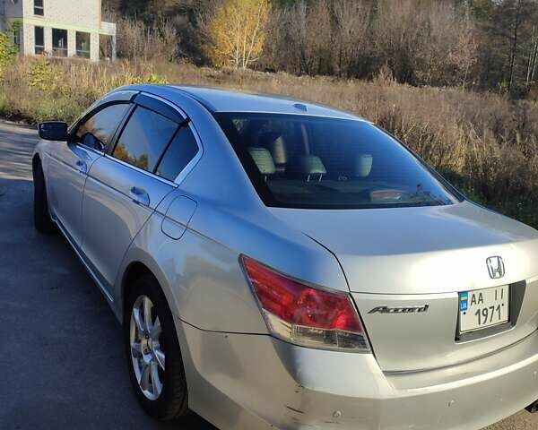 Серый Хонда Аккорд, объемом двигателя 2.35 л и пробегом 415 тыс. км за 5500 $, фото 2 на Automoto.ua