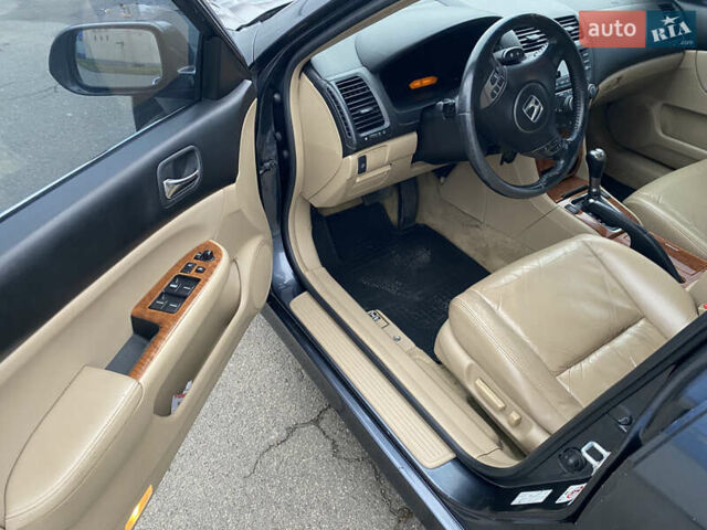 Сірий Хонда Аккорд, об'ємом двигуна 2 л та пробігом 270 тис. км за 6000 $, фото 6 на Automoto.ua