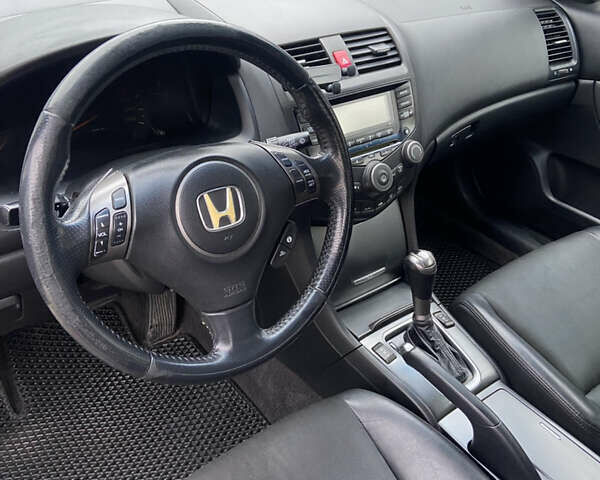 Серый Хонда Аккорд, объемом двигателя 2 л и пробегом 218 тыс. км за 7100 $, фото 8 на Automoto.ua