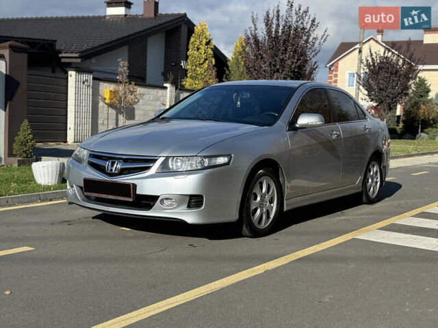 Сірий Хонда Аккорд, об'ємом двигуна 2 л та пробігом 235 тис. км за 6950 $, фото 1 на Automoto.ua