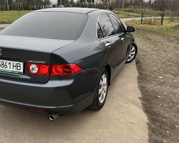 Сірий Хонда Аккорд, об'ємом двигуна 2 л та пробігом 300 тис. км за 6700 $, фото 3 на Automoto.ua