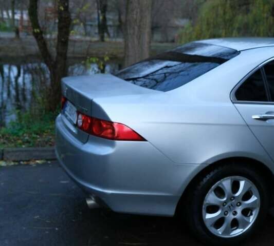 Серый Хонда Аккорд, объемом двигателя 2 л и пробегом 296 тыс. км за 6800 $, фото 4 на Automoto.ua