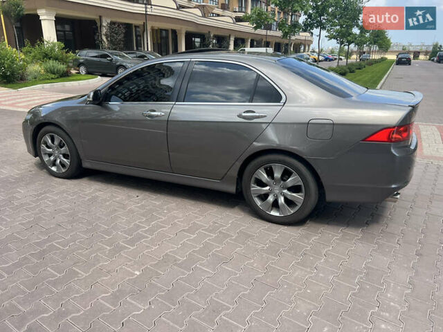 Серый Хонда Аккорд, объемом двигателя 2.4 л и пробегом 250 тыс. км за 7700 $, фото 4 на Automoto.ua