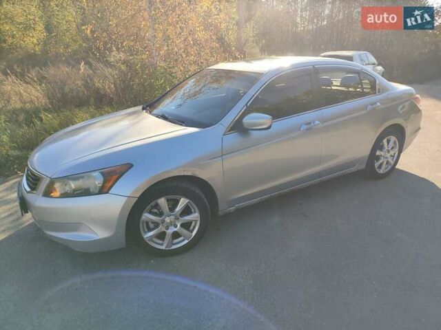 Серый Хонда Аккорд, объемом двигателя 2.35 л и пробегом 415 тыс. км за 5500 $, фото 7 на Automoto.ua