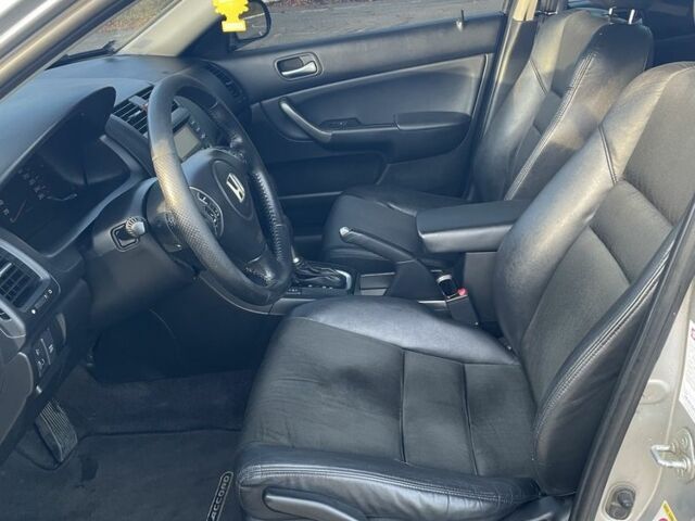 Серый Хонда Аккорд, объемом двигателя 2 л и пробегом 313 тыс. км за 6500 $, фото 5 на Automoto.ua