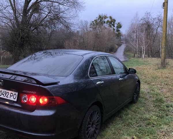 Сірий Хонда Аккорд, об'ємом двигуна 2.35 л та пробігом 244 тис. км за 5600 $, фото 4 на Automoto.ua