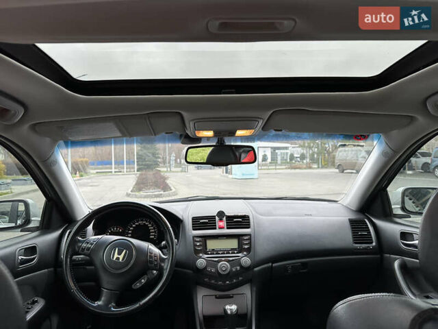 Серый Хонда Аккорд, объемом двигателя 2 л и пробегом 205 тыс. км за 8000 $, фото 21 на Automoto.ua