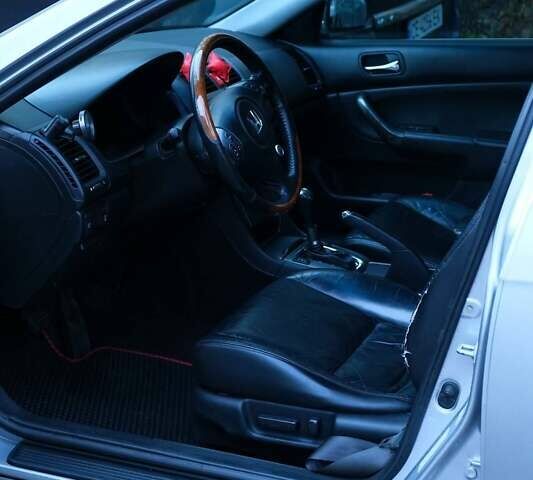 Серый Хонда Аккорд, объемом двигателя 2 л и пробегом 296 тыс. км за 6800 $, фото 11 на Automoto.ua