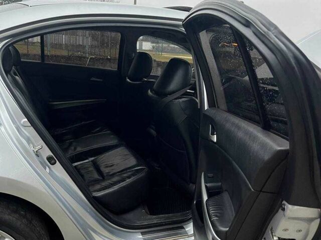 Серый Хонда Аккорд, объемом двигателя 2.4 л и пробегом 260 тыс. км за 6000 $, фото 21 на Automoto.ua