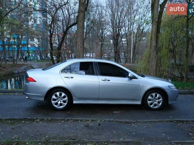 Серый Хонда Аккорд, объемом двигателя 2 л и пробегом 296 тыс. км за 6800 $, фото 3 на Automoto.ua