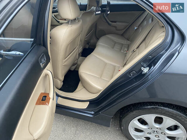 Сірий Хонда Аккорд, об'ємом двигуна 2 л та пробігом 270 тис. км за 6000 $, фото 5 на Automoto.ua