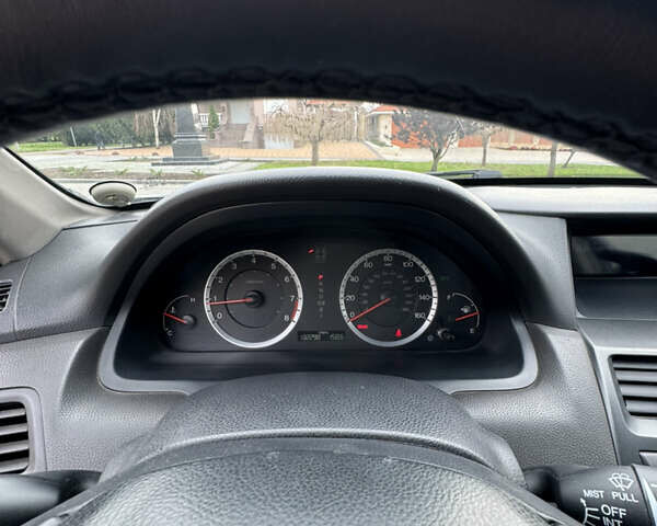 Сірий Хонда Аккорд, об'ємом двигуна 2.35 л та пробігом 210 тис. км за 6400 $, фото 7 на Automoto.ua