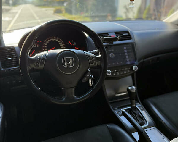 Сірий Хонда Аккорд, об'ємом двигуна 2 л та пробігом 235 тис. км за 6950 $, фото 13 на Automoto.ua