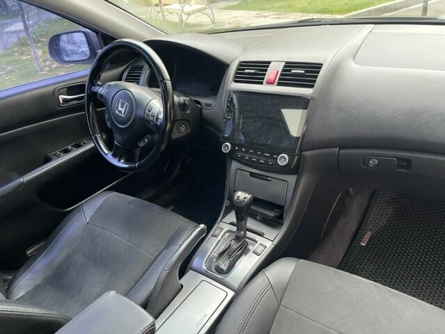 Серый Хонда Аккорд, объемом двигателя 2 л и пробегом 252 тыс. км за 4650 $, фото 15 на Automoto.ua