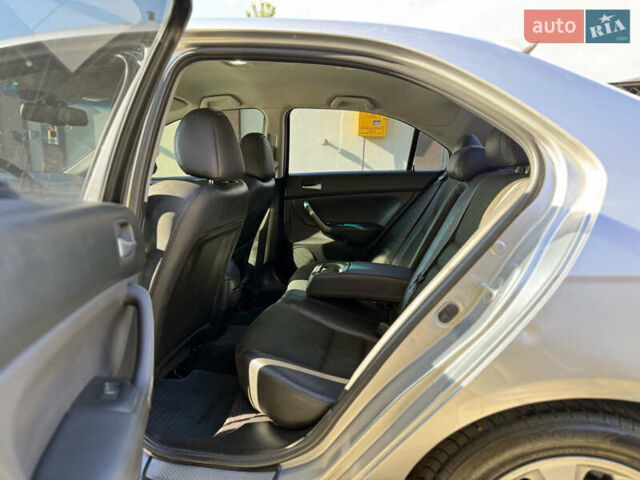 Сірий Хонда Аккорд, об'ємом двигуна 2 л та пробігом 235 тис. км за 6950 $, фото 7 на Automoto.ua