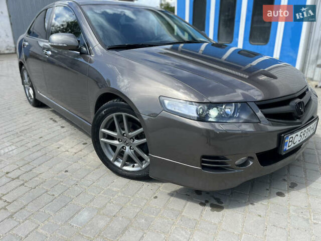Серый Хонда Аккорд, объемом двигателя 2.4 л и пробегом 270 тыс. км за 8600 $, фото 3 на Automoto.ua