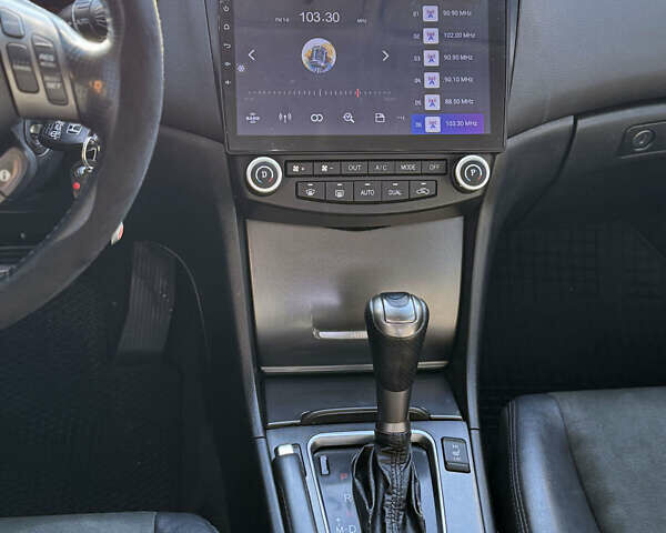 Сірий Хонда Аккорд, об'ємом двигуна 2 л та пробігом 235 тис. км за 6950 $, фото 16 на Automoto.ua