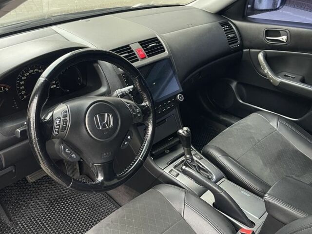 Серый Хонда Аккорд, объемом двигателя 2 л и пробегом 252 тыс. км за 4650 $, фото 7 на Automoto.ua