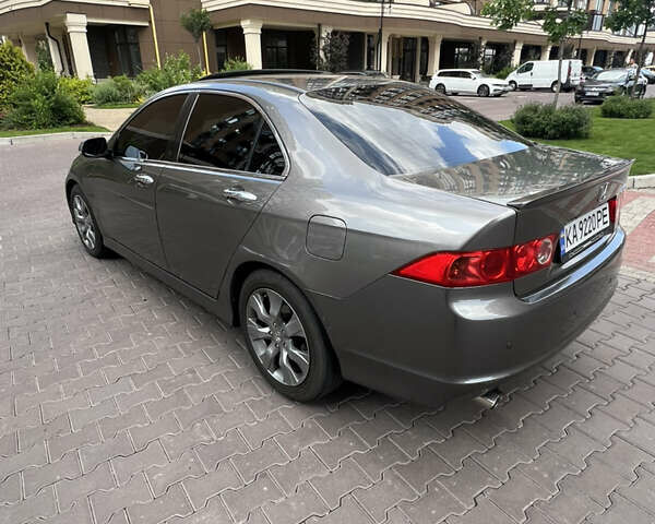 Серый Хонда Аккорд, объемом двигателя 2.4 л и пробегом 250 тыс. км за 7700 $, фото 14 на Automoto.ua