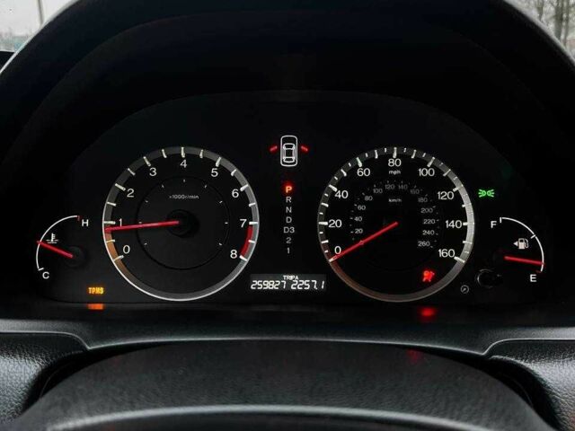 Серый Хонда Аккорд, объемом двигателя 2.4 л и пробегом 260 тыс. км за 6000 $, фото 16 на Automoto.ua