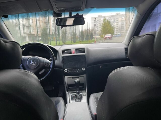 Серый Хонда Аккорд, объемом двигателя 2 л и пробегом 252 тыс. км за 4650 $, фото 11 на Automoto.ua