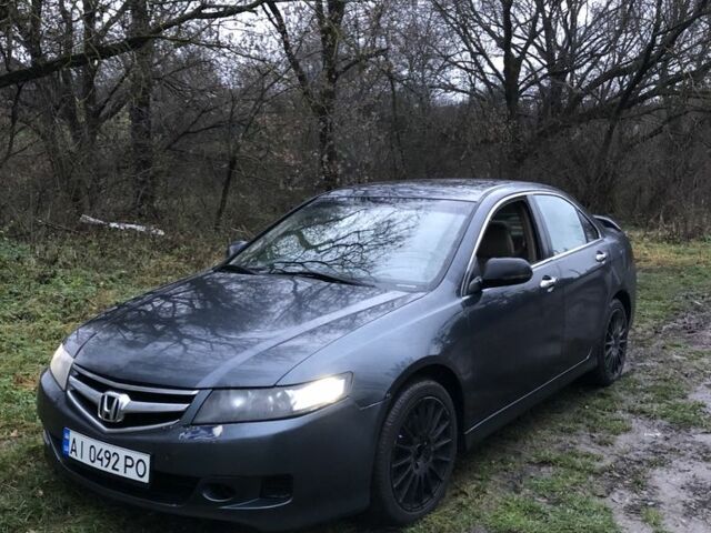 Сірий Хонда Аккорд, об'ємом двигуна 2.4 л та пробігом 244 тис. км за 5600 $, фото 1 на Automoto.ua