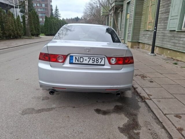 Серый Хонда Аккорд, объемом двигателя 2.4 л и пробегом 252 тыс. км за 3032 $, фото 2 на Automoto.ua