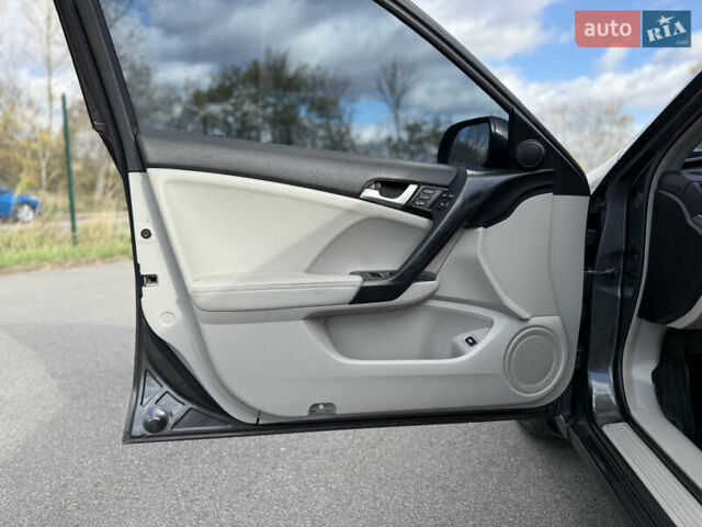 Серый Хонда Аккорд, объемом двигателя 2 л и пробегом 200 тыс. км за 8699 $, фото 10 на Automoto.ua