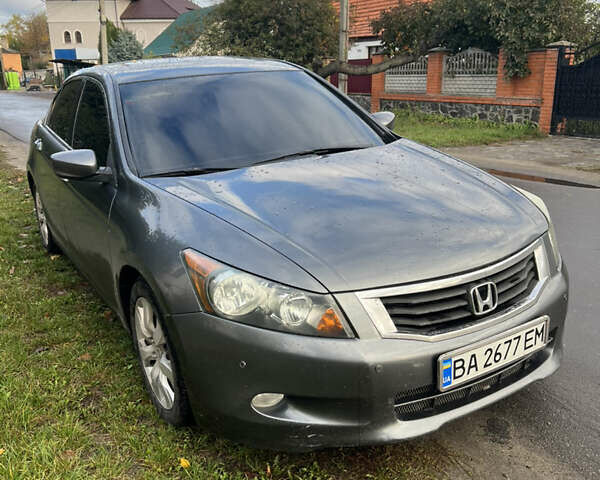 Серый Хонда Аккорд, объемом двигателя 3.5 л и пробегом 140 тыс. км за 8200 $, фото 1 на Automoto.ua