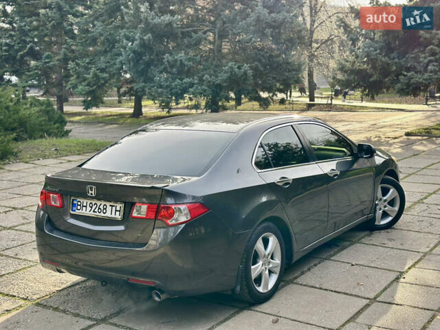 Серый Хонда Аккорд, объемом двигателя 2 л и пробегом 250 тыс. км за 8300 $, фото 9 на Automoto.ua