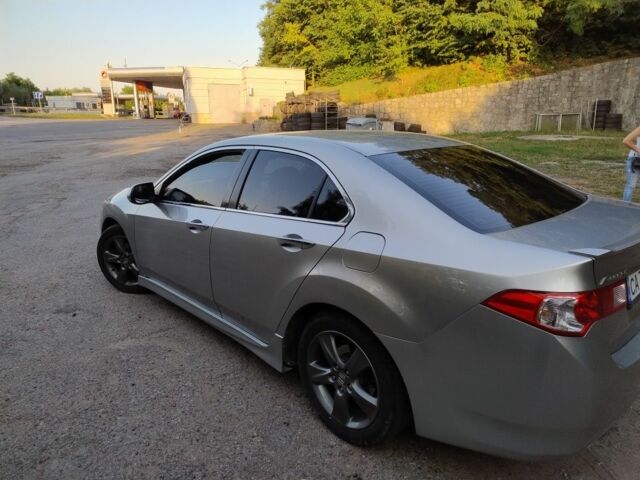 Сірий Хонда Аккорд, об'ємом двигуна 2 л та пробігом 285 тис. км за 5900 $, фото 1 на Automoto.ua