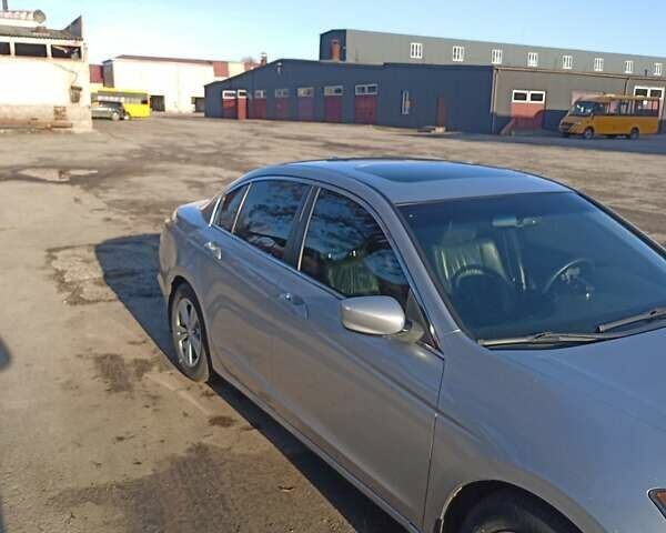 Серый Хонда Аккорд, объемом двигателя 2.4 л и пробегом 242 тыс. км за 7800 $, фото 7 на Automoto.ua