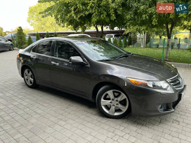 Серый Хонда Аккорд, объемом двигателя 2.4 л и пробегом 248 тыс. км за 8900 $, фото 14 на Automoto.ua