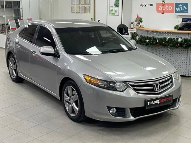 Серый Хонда Аккорд, объемом двигателя 2 л и пробегом 291 тыс. км за 6290 $, фото 1 на Automoto.ua