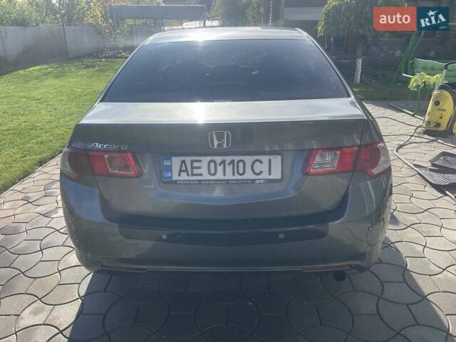 Серый Хонда Аккорд, объемом двигателя 2 л и пробегом 344 тыс. км за 8329 $, фото 4 на Automoto.ua