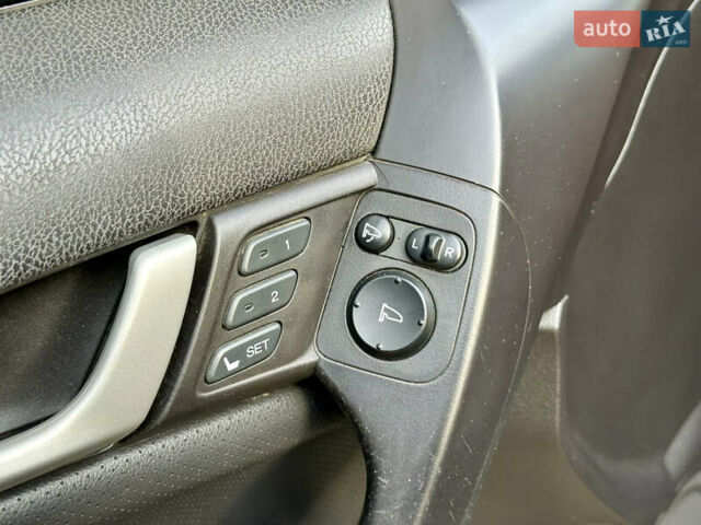 Серый Хонда Аккорд, объемом двигателя 2 л и пробегом 250 тыс. км за 8300 $, фото 22 на Automoto.ua