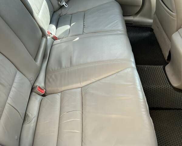 Серый Хонда Аккорд, объемом двигателя 2.4 л и пробегом 268 тыс. км за 8700 $, фото 5 на Automoto.ua