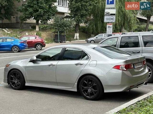 Сірий Хонда Аккорд, об'ємом двигуна 2.4 л та пробігом 247 тис. км за 10000 $, фото 8 на Automoto.ua