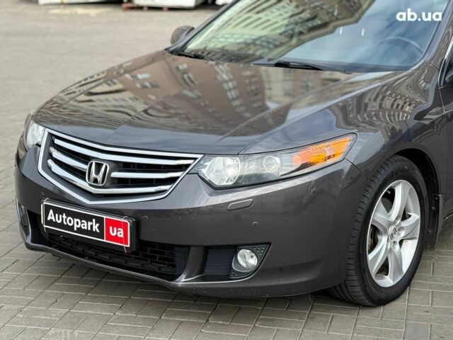 Серый Хонда Аккорд, объемом двигателя 2 л и пробегом 313 тыс. км за 8990 $, фото 3 на Automoto.ua