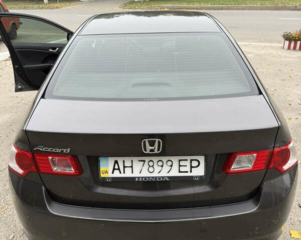 Серый Хонда Аккорд, объемом двигателя 2.4 л и пробегом 291 тыс. км за 9100 $, фото 6 на Automoto.ua