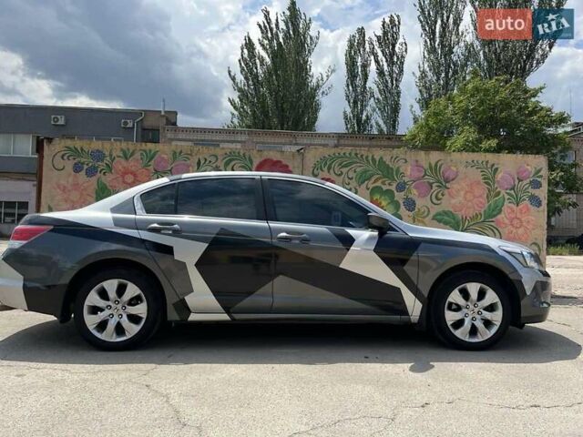 Серый Хонда Аккорд, объемом двигателя 2.4 л и пробегом 268 тыс. км за 8700 $, фото 12 на Automoto.ua